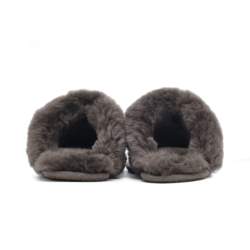 UGG W SCUFFETTE II SPARKLE SPOTS