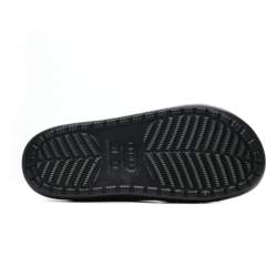 Crocs Classic Cozzzy Sandal 207446-060