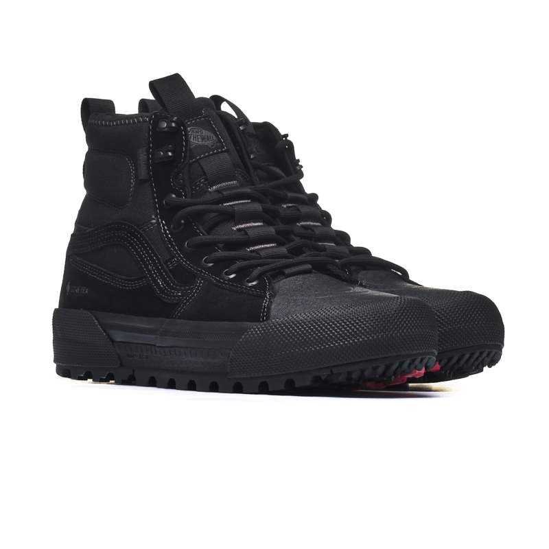 Vans MTE Sk8-Hi GORE-TEX Blackout VN000CVS1OJ1 Vans MTE Sk8-Hi GORE-TEX Blackout VN000CVS1OJ1