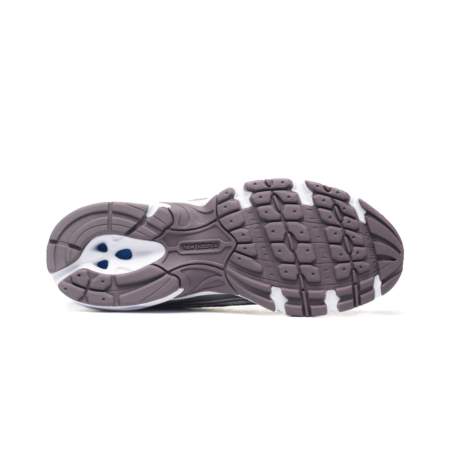 New Balance U740PK2